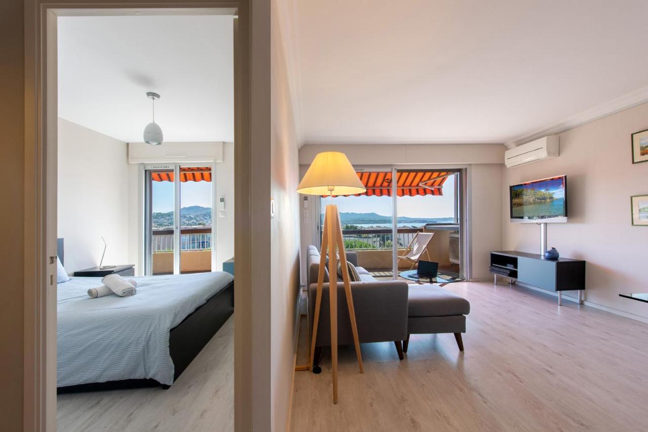 Le Cadet - Vue Panoramique Ville Et Baie De Sanary Sur Mer, Parking & Terrasse - 2 A 4 Pers ภายนอก รูปภาพ