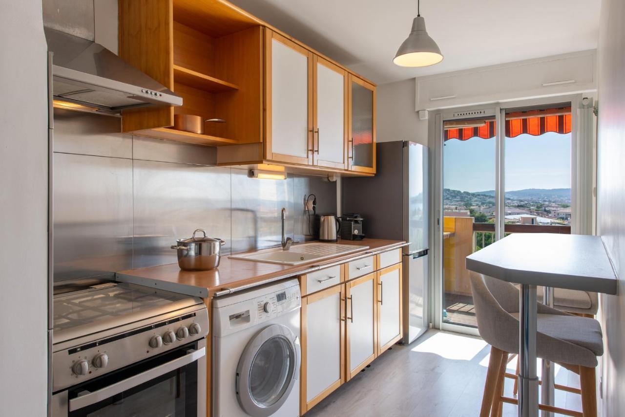 Le Cadet - Vue Panoramique Ville Et Baie De Sanary Sur Mer, Parking & Terrasse - 2 A 4 Pers ภายนอก รูปภาพ